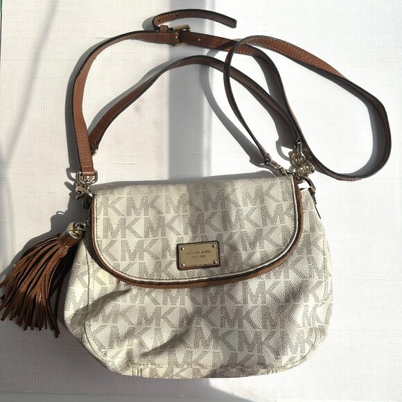 Michael Kors Bradford Crossbody MK Logo Flap Bag Beige/Brown Adjustable Strap - Picture 9 of 16